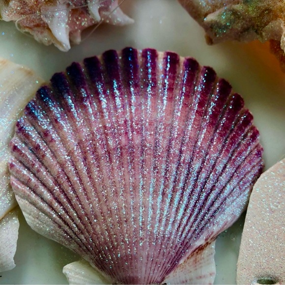 NEW! Pink Seashell Christmas Tree ORNAMENTS - Picture 4 of 8